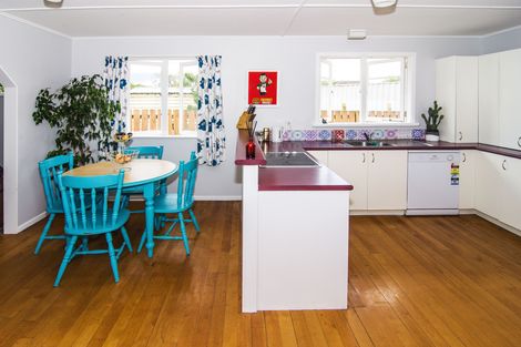 Photo of property in 43c Roberts Road, Lansdowne, Masterton, 5810