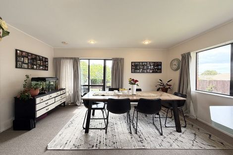 Photo of property in 1/50 Simmental Crescent, Somerville, Auckland, 2014