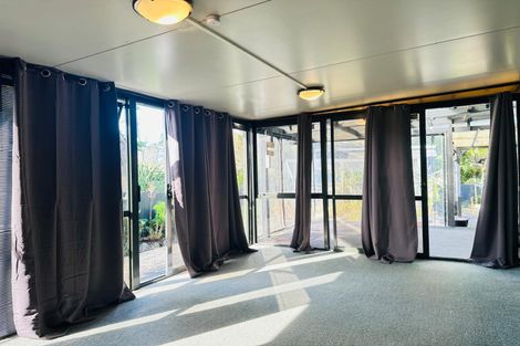 Photo of property in 78 Harmel Road, Glendene, Auckland, 0602