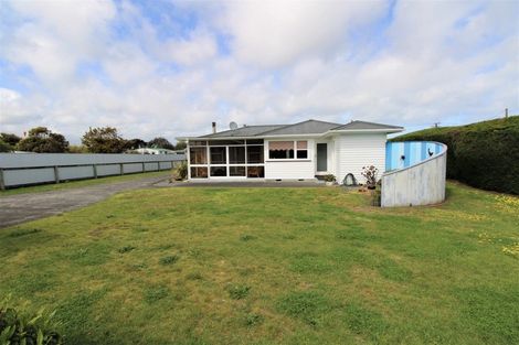 Photo of property in 43 Edinburgh Terrace, Foxton Beach, Foxton, 4815