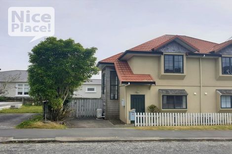 Photo of property in 32 Firth Terrace, Karori, Wellington, 6012
