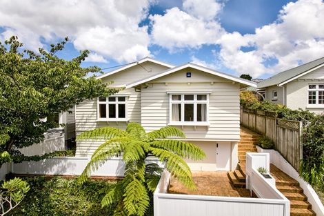 Photo of property in 21 Standen Street, Karori, Wellington, 6012