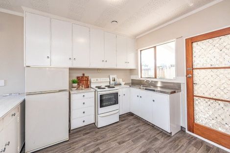 Photo of property in 3 Queen Street, Aramoho, Whanganui, 4500