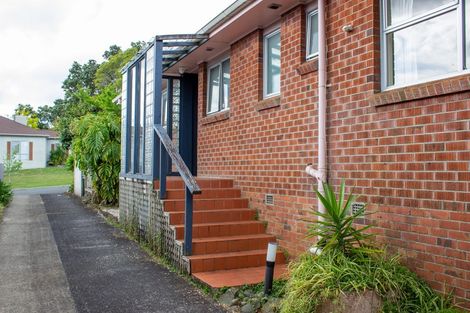 Photo of property in 20 Spencer Road, Pinehill, Auckland, 0632