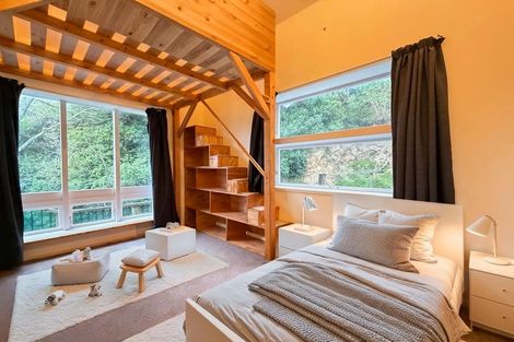 Photo of property in 1 Cecil Road, Wadestown, Wellington, 6012