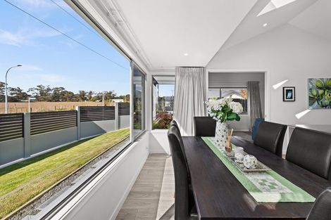 Photo of property in 143 Arataki Road, Havelock North, 4130