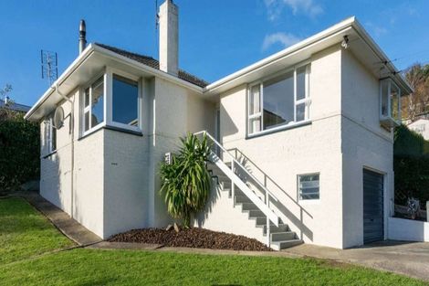 Photo of property in 73 Hocken Street, Kenmure, Dunedin, 9011