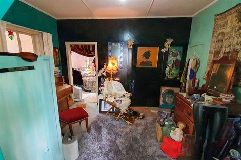 Photo of property in 6 Herbert Street, Waimate, 7924