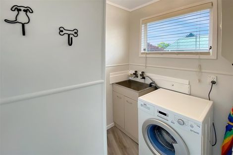 Photo of property in 12 Chaucer Place, Owhata, Rotorua, 3010