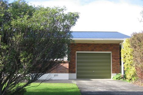 Photo of property in 27 Kennedy Avenue, Feilding, 4702