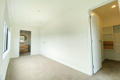 Photo of property in 37a Forrest Hill Road, Milford, Auckland, 0620