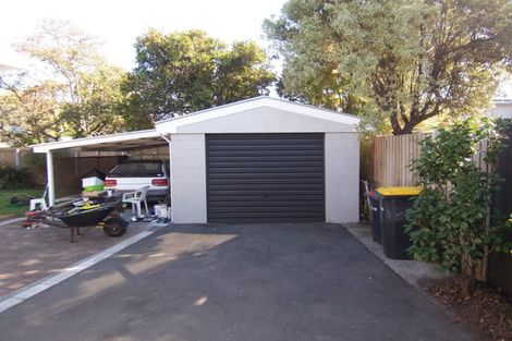 Photo of property in 279 Avonhead Road, Avonhead, Christchurch, 8042