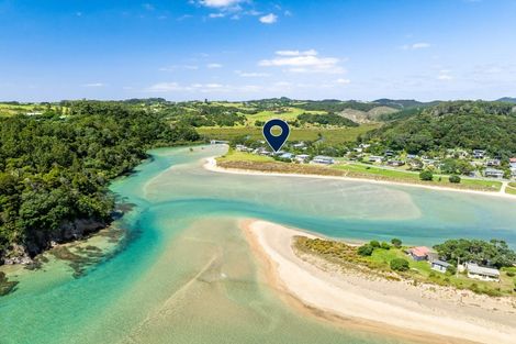 Photo of property in 878 Matapouri Road, Matapouri, Whangarei, 0173