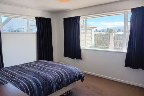 Photo of property in 2 Waldron Place, Clyde, 9330