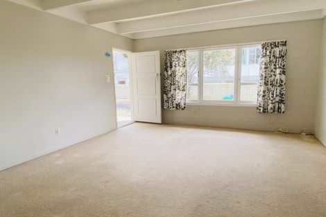 Photo of property in 1/22 Kelston Street, New Lynn, Auckland, 0600