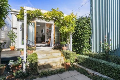Photo of property in 109 Constable Street, Newtown, Wellington, 6021