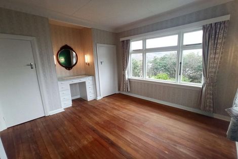 Photo of property in 34 Branxholm Street, Roxburgh, 9500