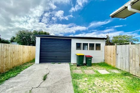 Photo of property in 76 Boundary Road, Clover Park, Auckland, 2019