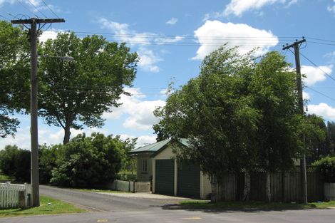 Photo of property in 39 Village Way, Ardmore, Papakura, 2582