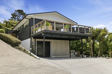 Photo of property in 85 Maungaraki Road, Korokoro, Lower Hutt, 5012