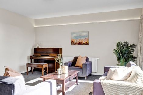 Photo of property in 4 Nikau Place, Hawera, 4610