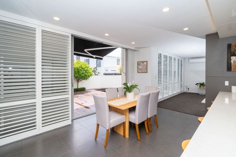 Photo of property in 171a Lake Crescent, Hamilton Lake, Hamilton, 3204