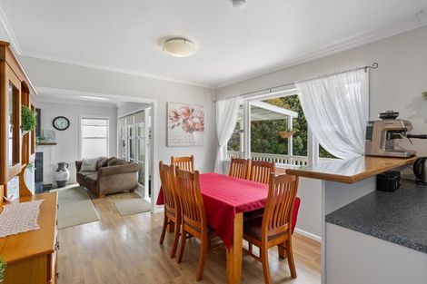 Photo of property in 199 Waimumu Road, Massey, Auckland, 0614