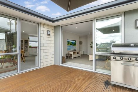 Photo of property in 12 Fleur Place, Te Puke, 3119