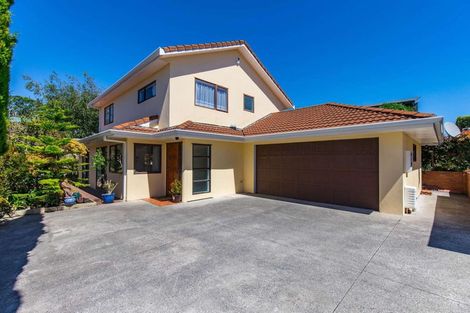 Photo of property in 20 Karetu Road, Greenlane, Auckland, 1051