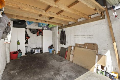 Photo of property in Winslow Apartments, 5/2 Ohiro Road, Aro Valley, Wellington, 6021
