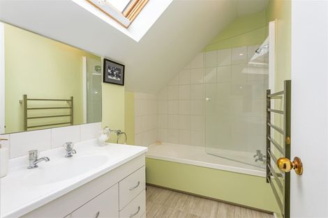 Photo of property in 293a Eastern Terrace, Sydenham, Christchurch, 8023