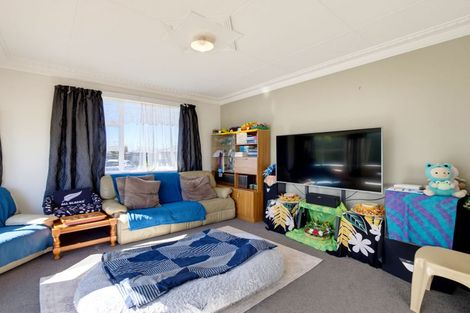 Photo of property in 70 Mcmurdo Street, Tinwald, Ashburton, 7700