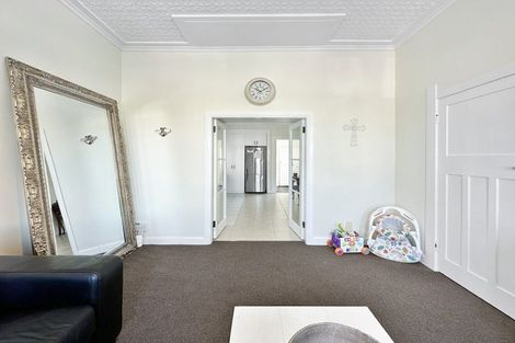 Photo of property in 18 Swiss Avenue, Gonville, Whanganui, 4501