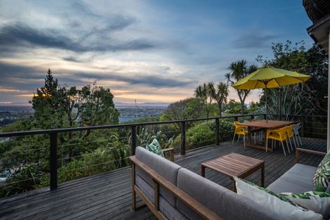 Photo of property in 83 Hackthorne Road, Cashmere, Christchurch, 8022