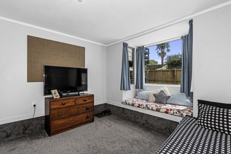 Photo of property in 16 Malyon Street, Te Puke, 3119