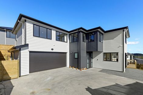 Photo of property in 28 Takurua Terrace, Orewa, 0931