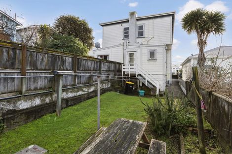 Photo of property in 33 Colombo Street, Newtown, Wellington, 6021