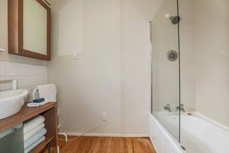 Photo of property in 21 Oxford Road, Lake Rotoma, Rotorua, 3074