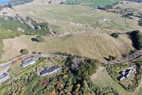 Photo of property in 104 Highland Drive, Acacia Bay, Taupo, 3385