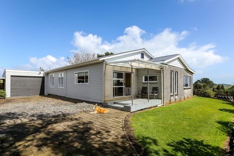 Photo of property in 826 Mokau Road, Mimi, Urenui, 4377
