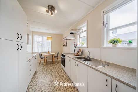 Photo of property in 10 Hughes Crescent, Taita, Lower Hutt, 5011