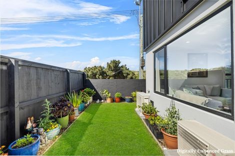 Photo of property in 163a Marine Parade, New Brighton, Christchurch, 8083