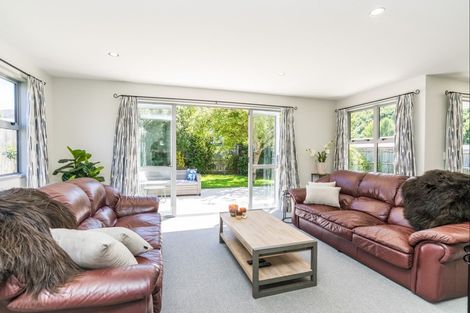 Photo of property in 27 Cornwall Street, Arrowtown, 9302