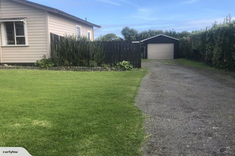 Photo of property in 174 Tasman Street, Opunake, 4616