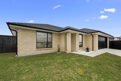 Photo of property in 12 Cupples Street, Papamoa Beach, Papamoa, 3118