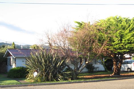 Photo of property in 12 Goldsborough Avenue, Raumati Beach, Paraparaumu, 5032