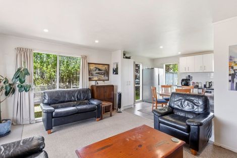 Photo of property in 2 Cargill Street, Levin, 5510