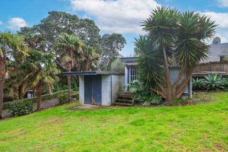 Photo of property in 17 Harbour View Road, Leigh, 0985