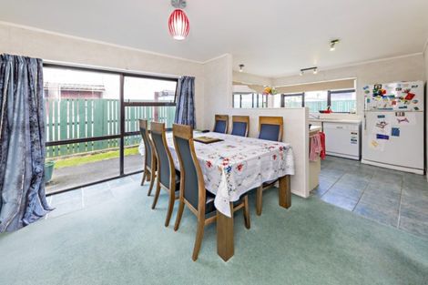 Photo of property in 1/42 Park Estate Road, Rosehill, Papakura, 2113