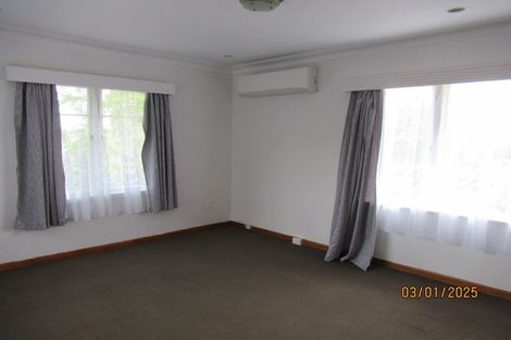 Photo of property in 17 Oreil Avenue, West Harbour, Auckland, 0618